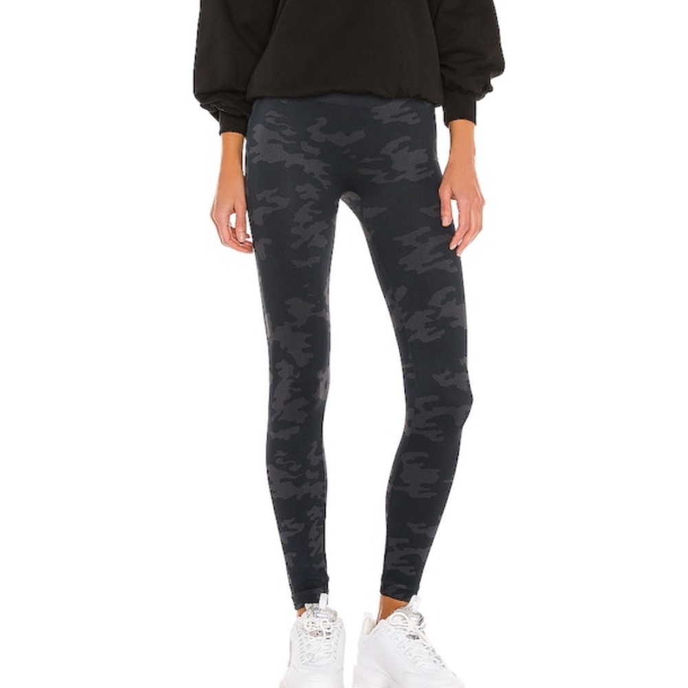 SPANX look at me now seamless leggings grey camo